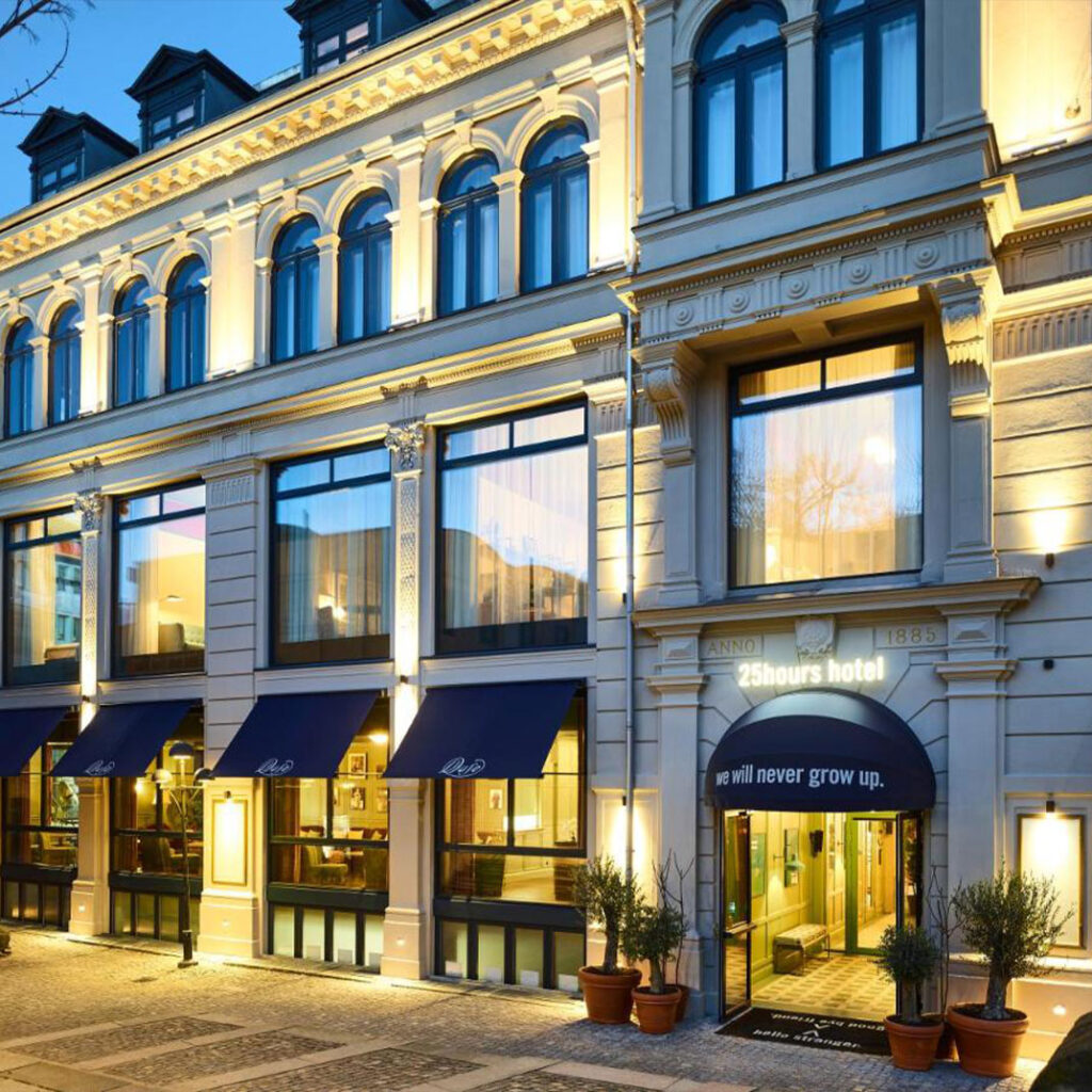 wine and painting Copenhagen experience at 25hours Hotel